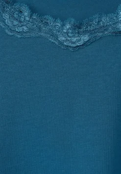 Top Mit Spitzendetail