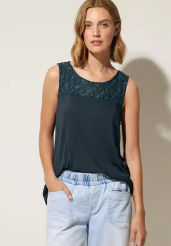 Top Mit Spitzendetail