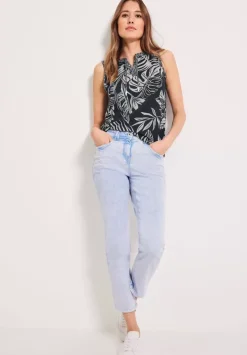 Top Mit Stickereidetails