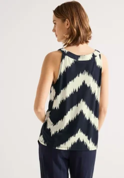 Top Mit Zick Zack Print