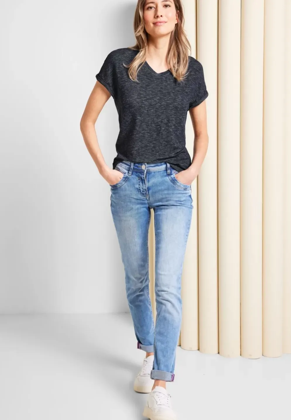 T-Shirt In Melange Optik