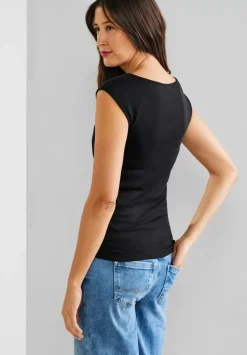 T-Shirt In Unifarbe
