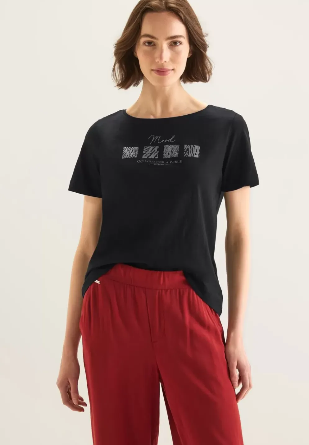 T-Shirt Mit Artwork Print