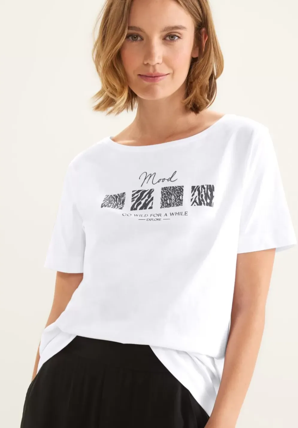 T-Shirt Mit Artwork Print
