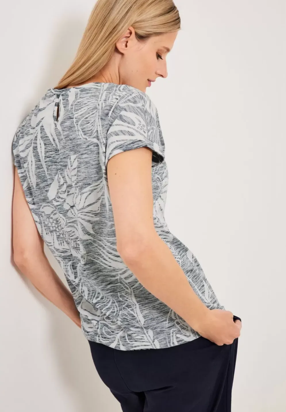 T-Shirt Mit Blatterprint