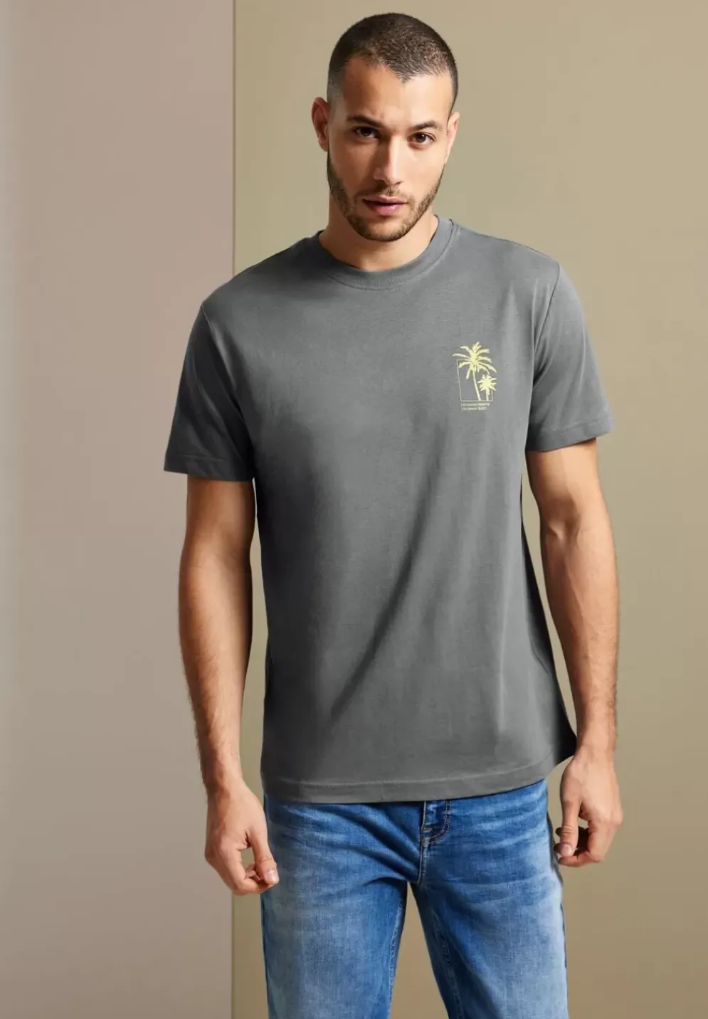 T-Shirt Mit Brustprint