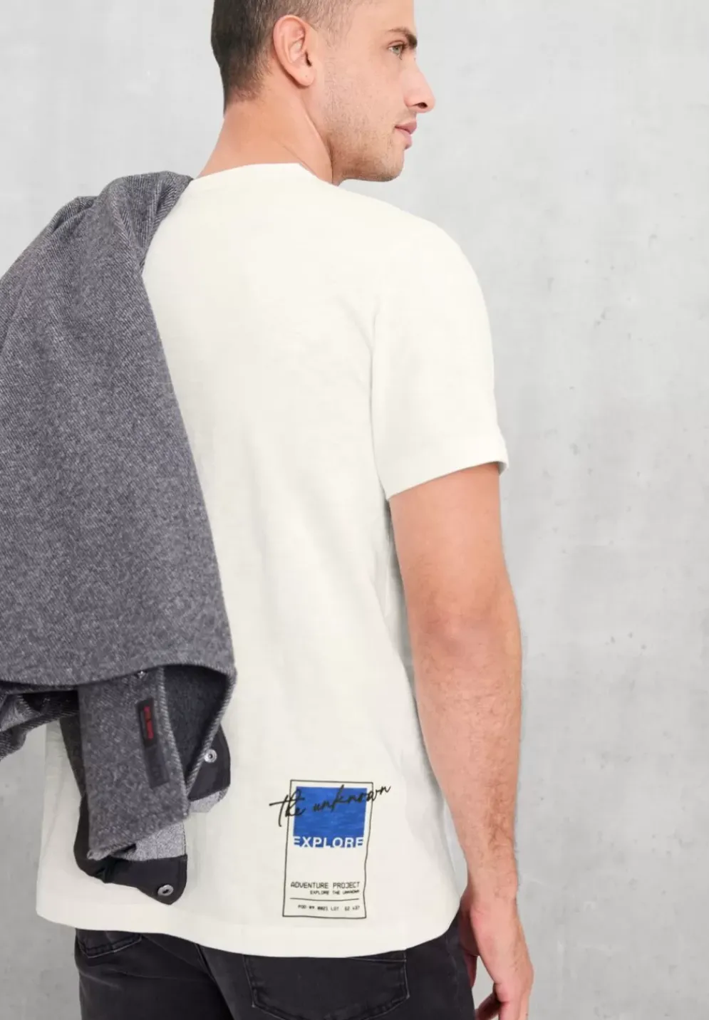 T-Shirt Mit 3D Frontprint