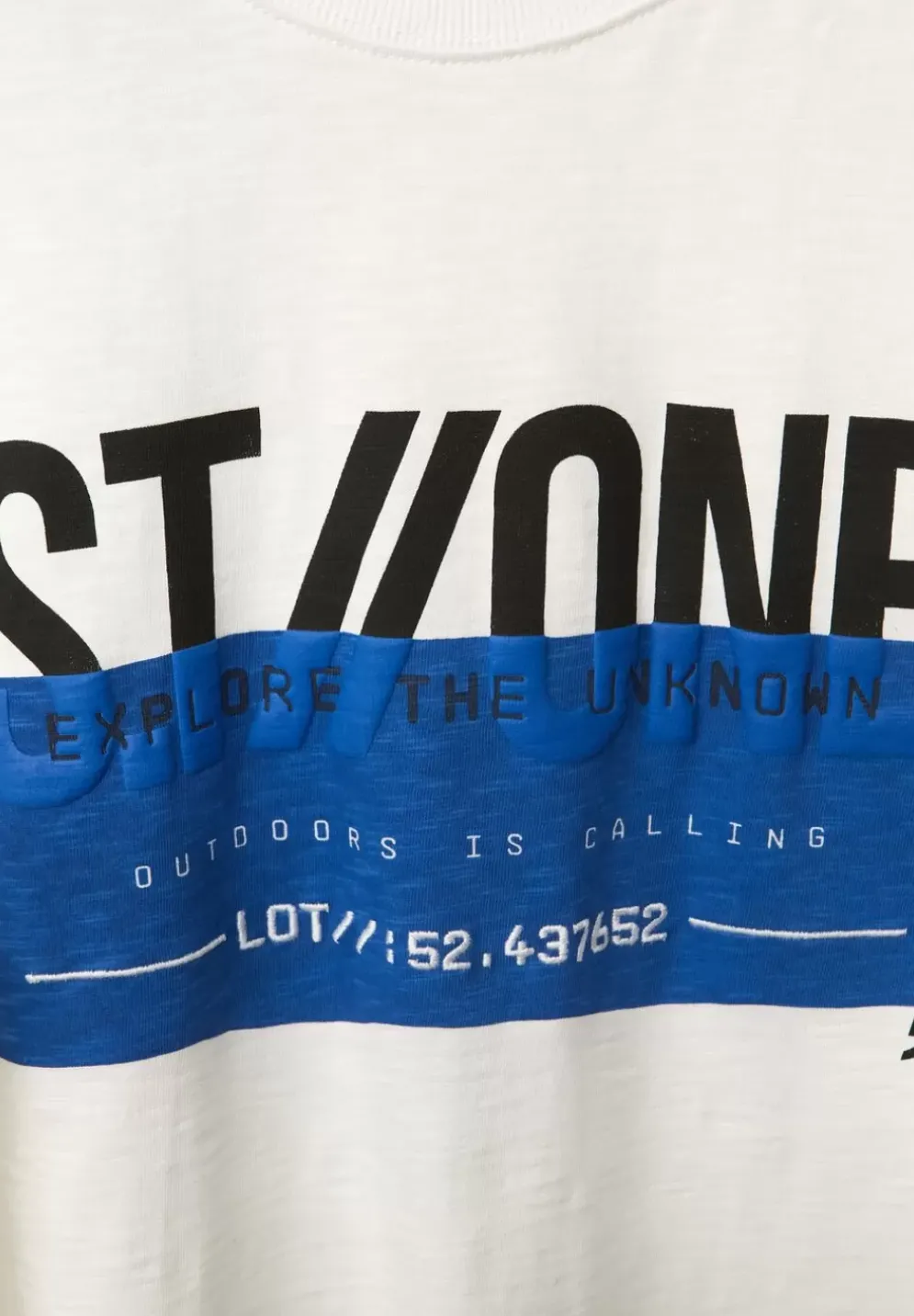 T-Shirt Mit 3D Frontprint