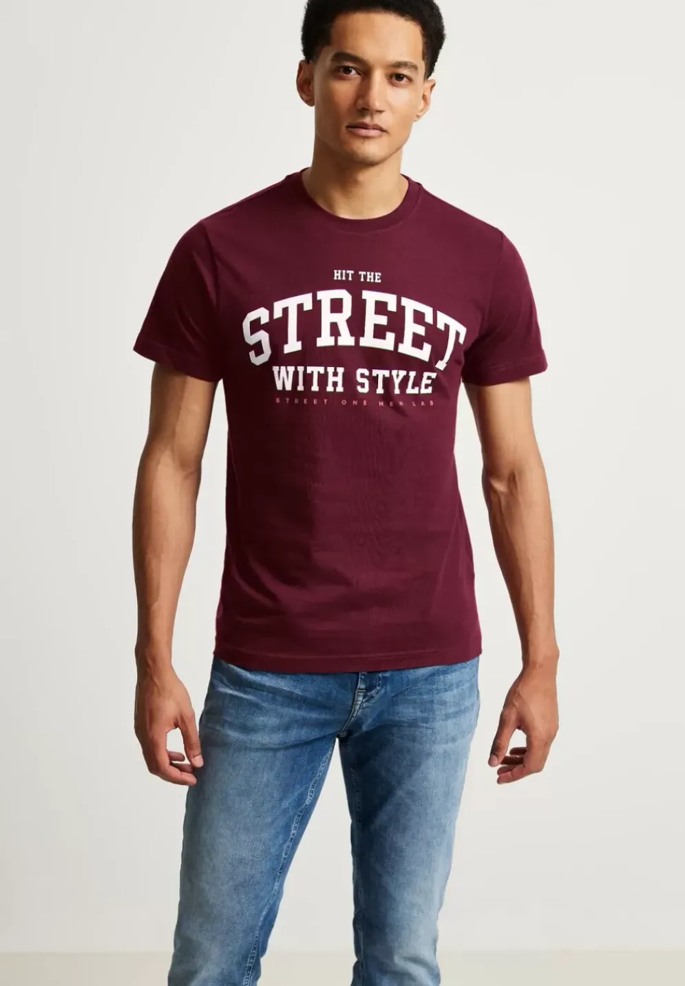 T-Shirt Mit Frontprint