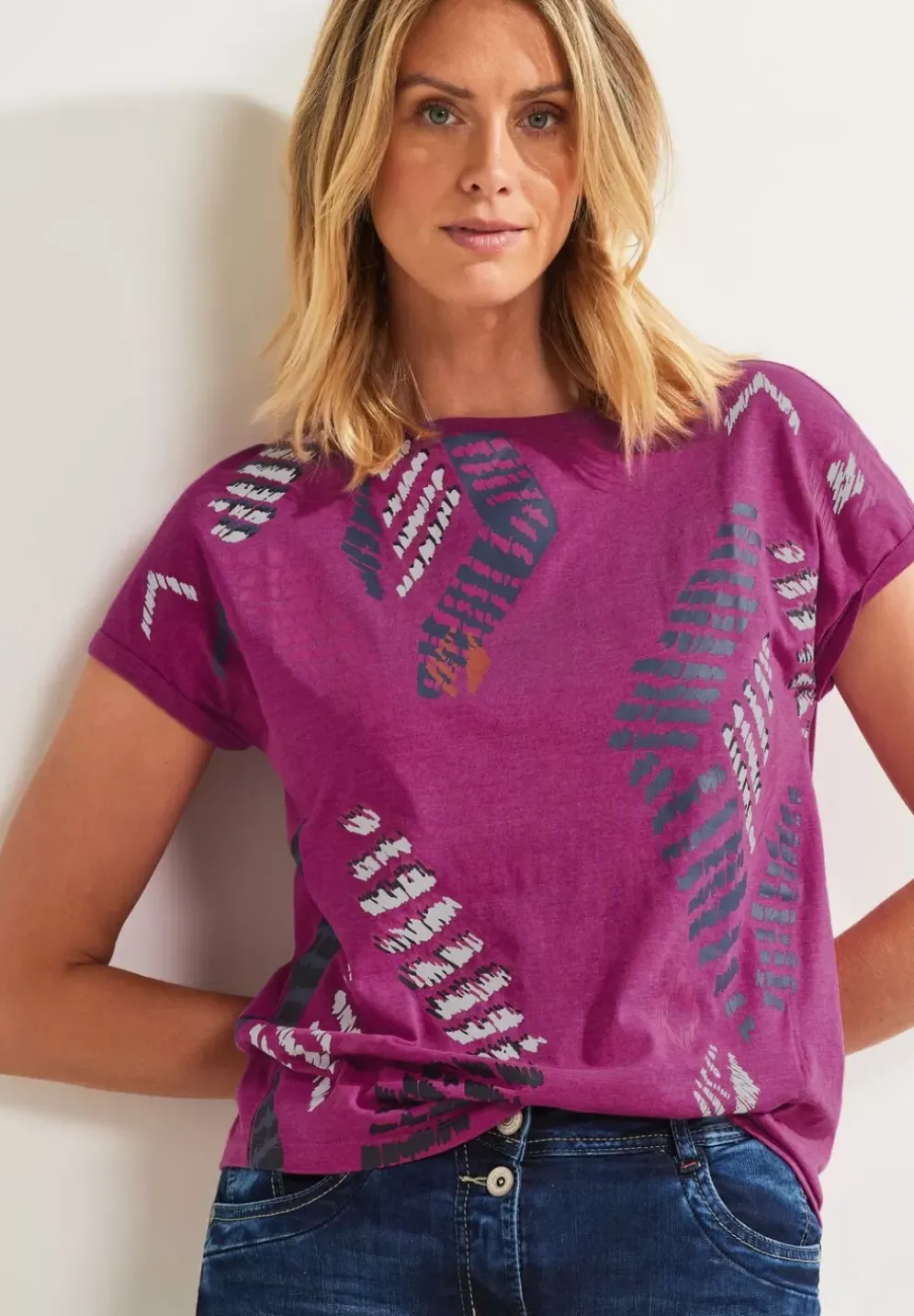 T-Shirt Mit Grafischem Print