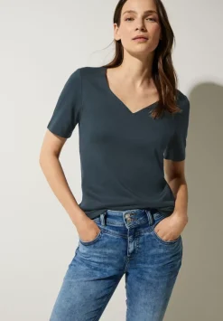T-Shirt Mit Herz Ausschnitt