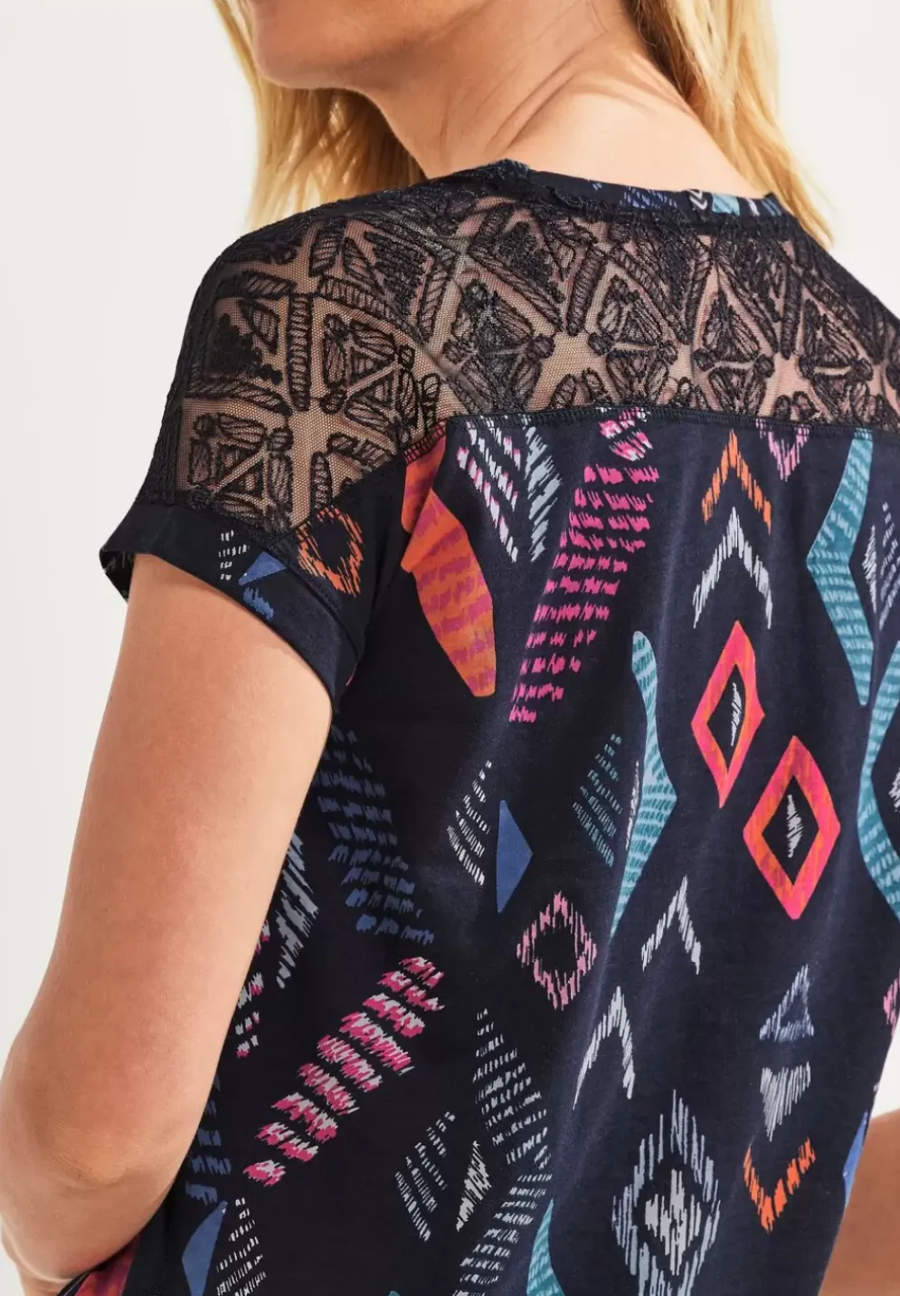 T-Shirt Mit Rhombus Print