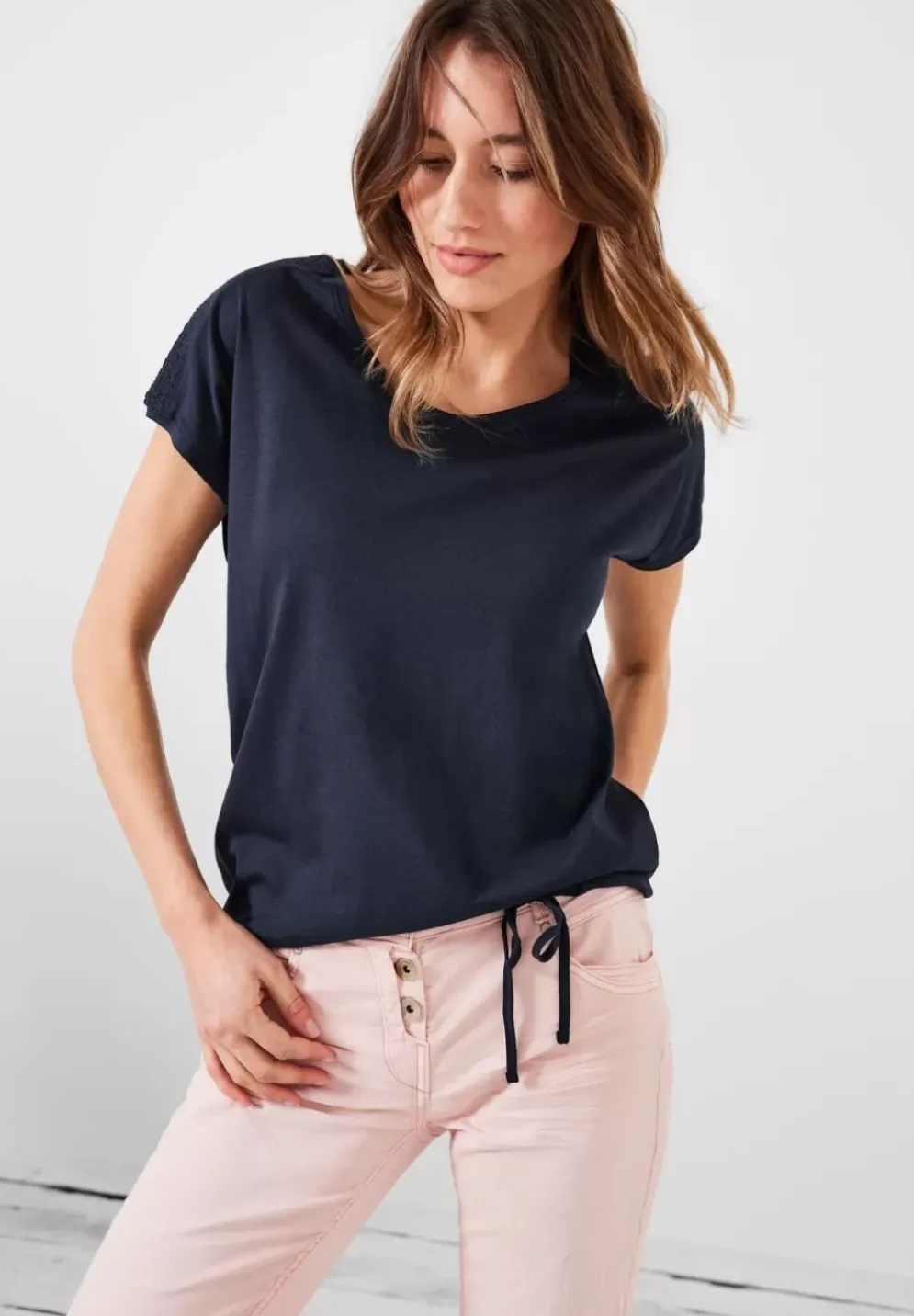 T-Shirt Mit Smockdetail