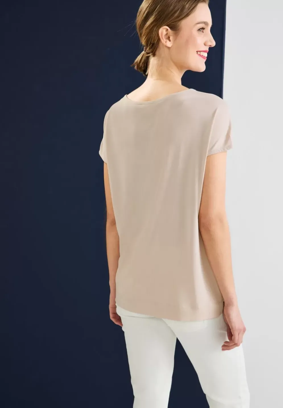 T-Shirt Mit Steinchendetails
