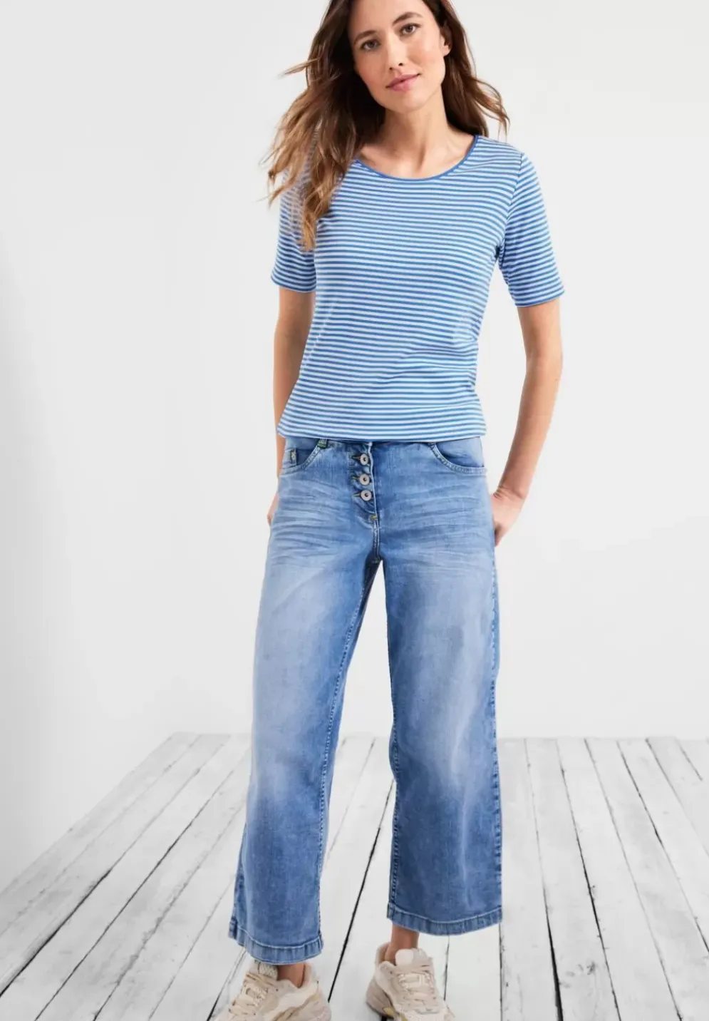 T-Shirt Mit Streifenmuster