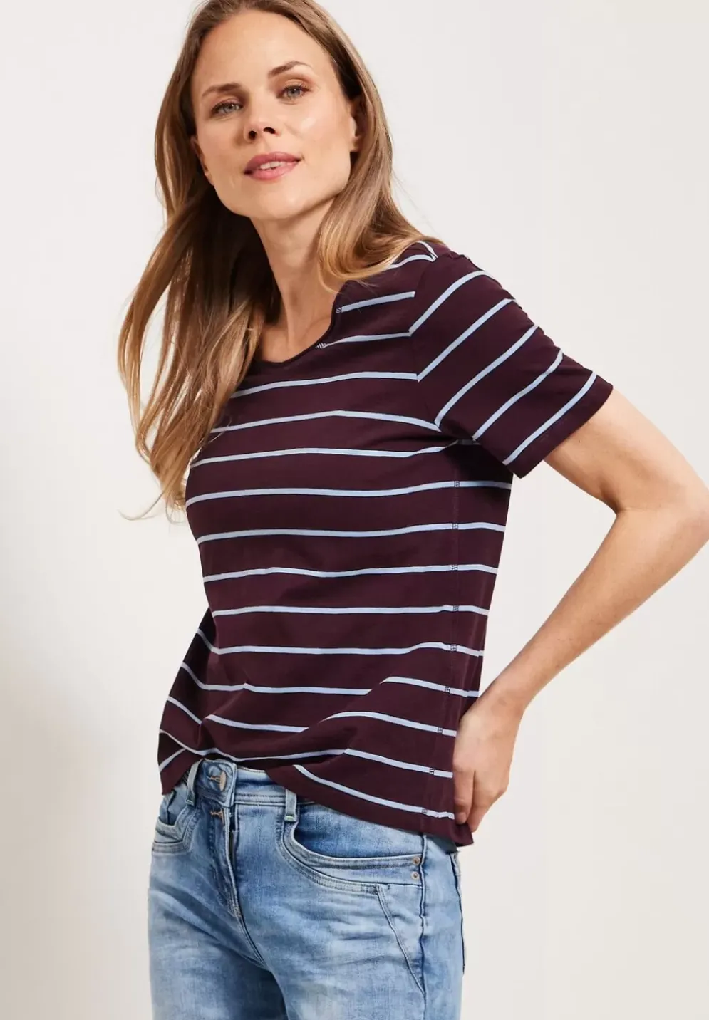 T-Shirt Mit Streifenmuster