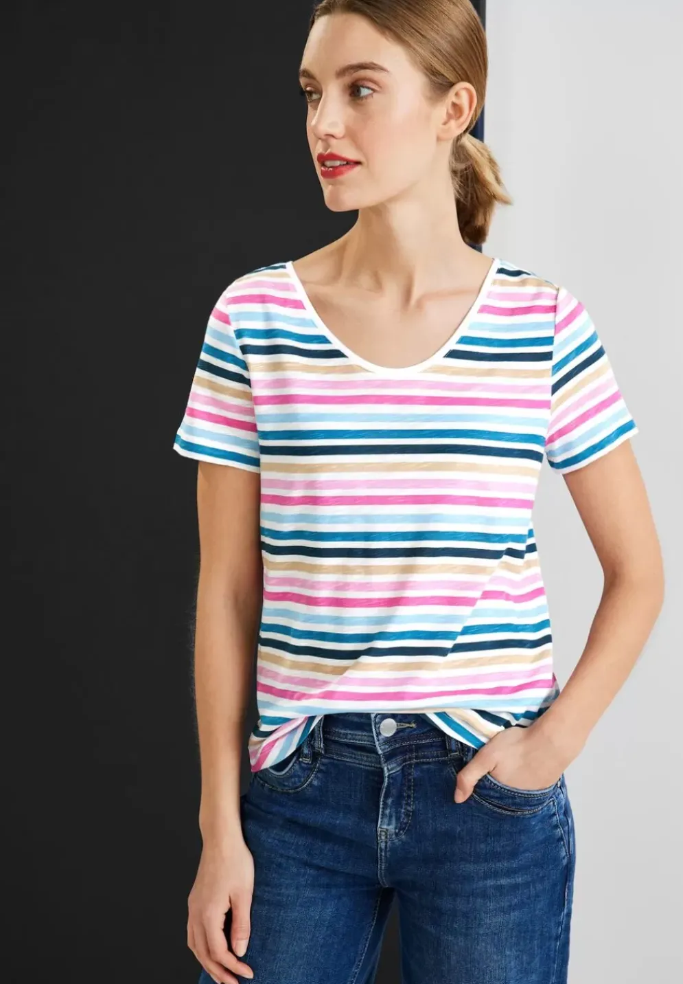 T-Shirt Mit Streifenmuster