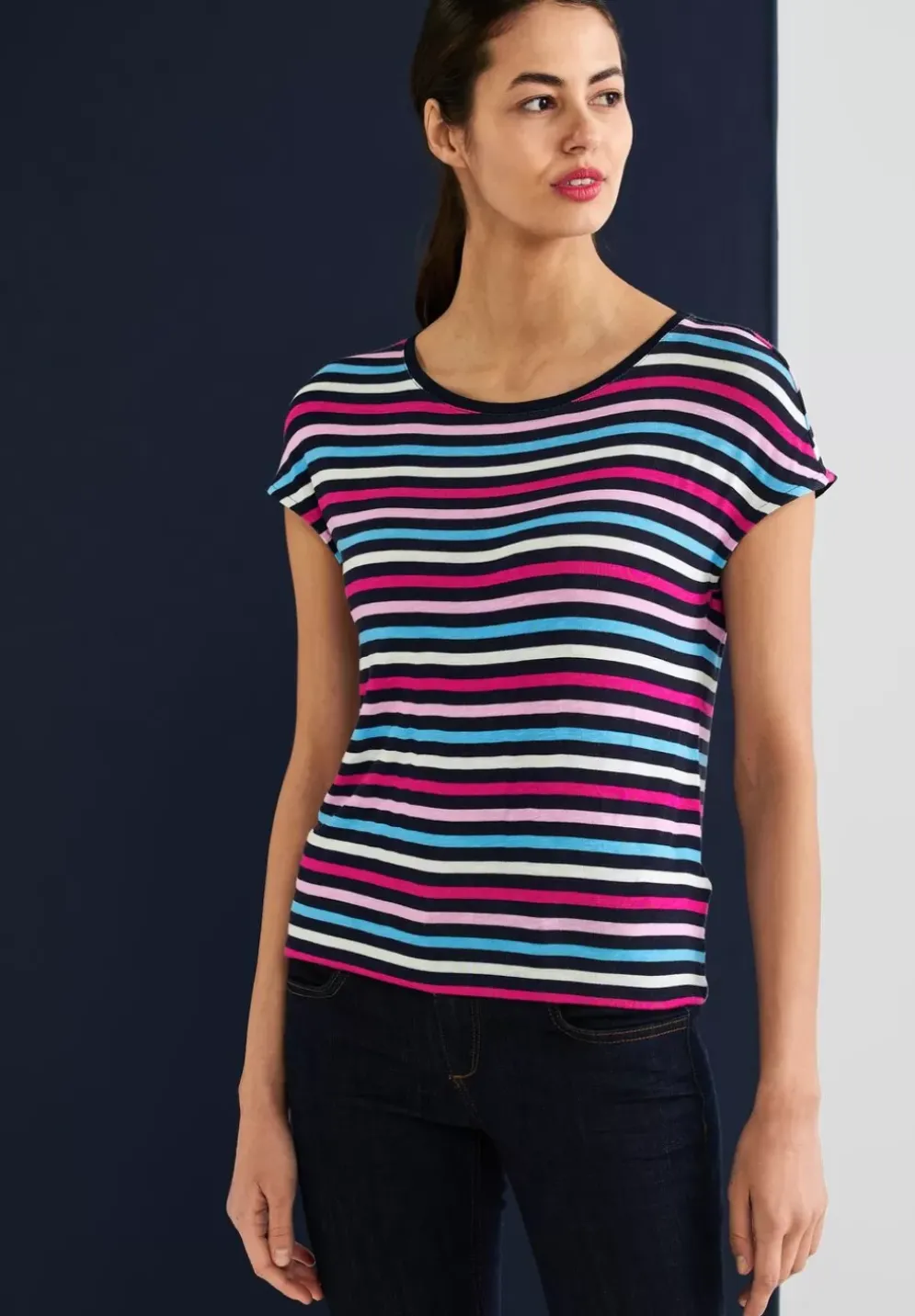 T-Shirt Mit Streifenmuster