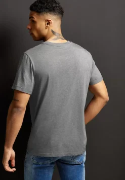 T-Shirt Mit Turn-Up