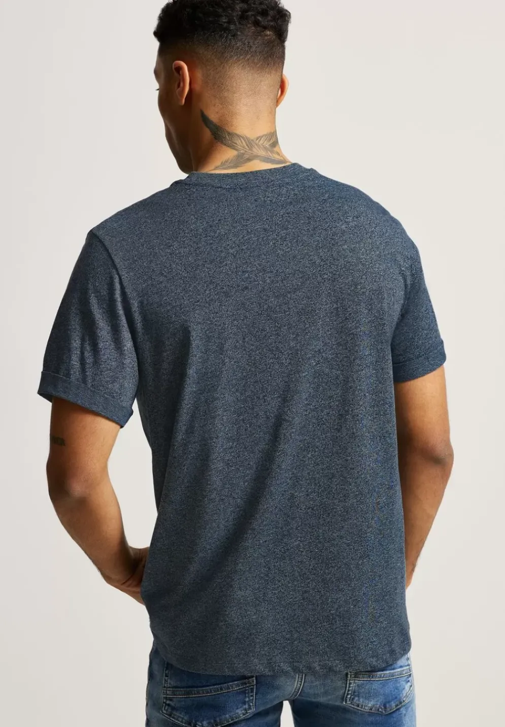 T-Shirt Mit Turn-Up