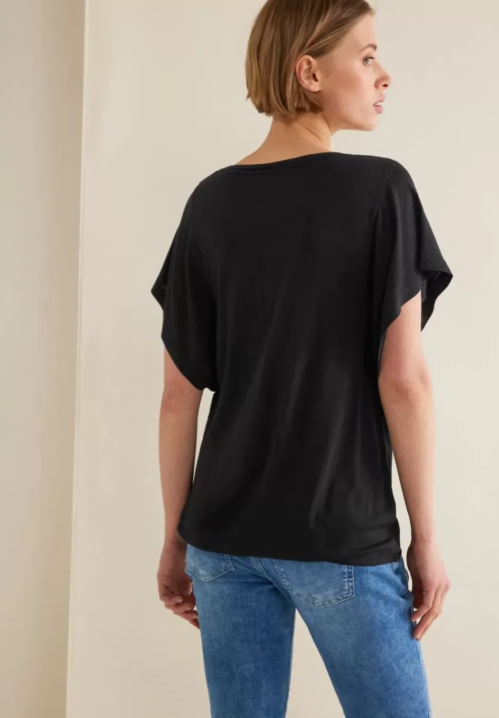 T-Shirt Mit Volantarmel