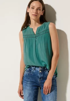 Viskosebluse Mit Hakeldetail