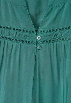 Viskosebluse Mit Hakeldetail