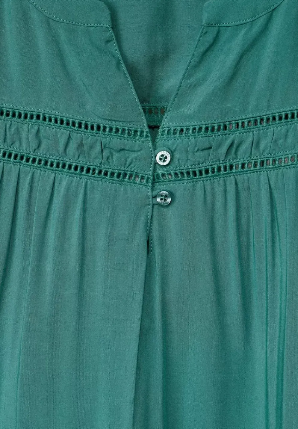Viskosebluse Mit Hakeldetail