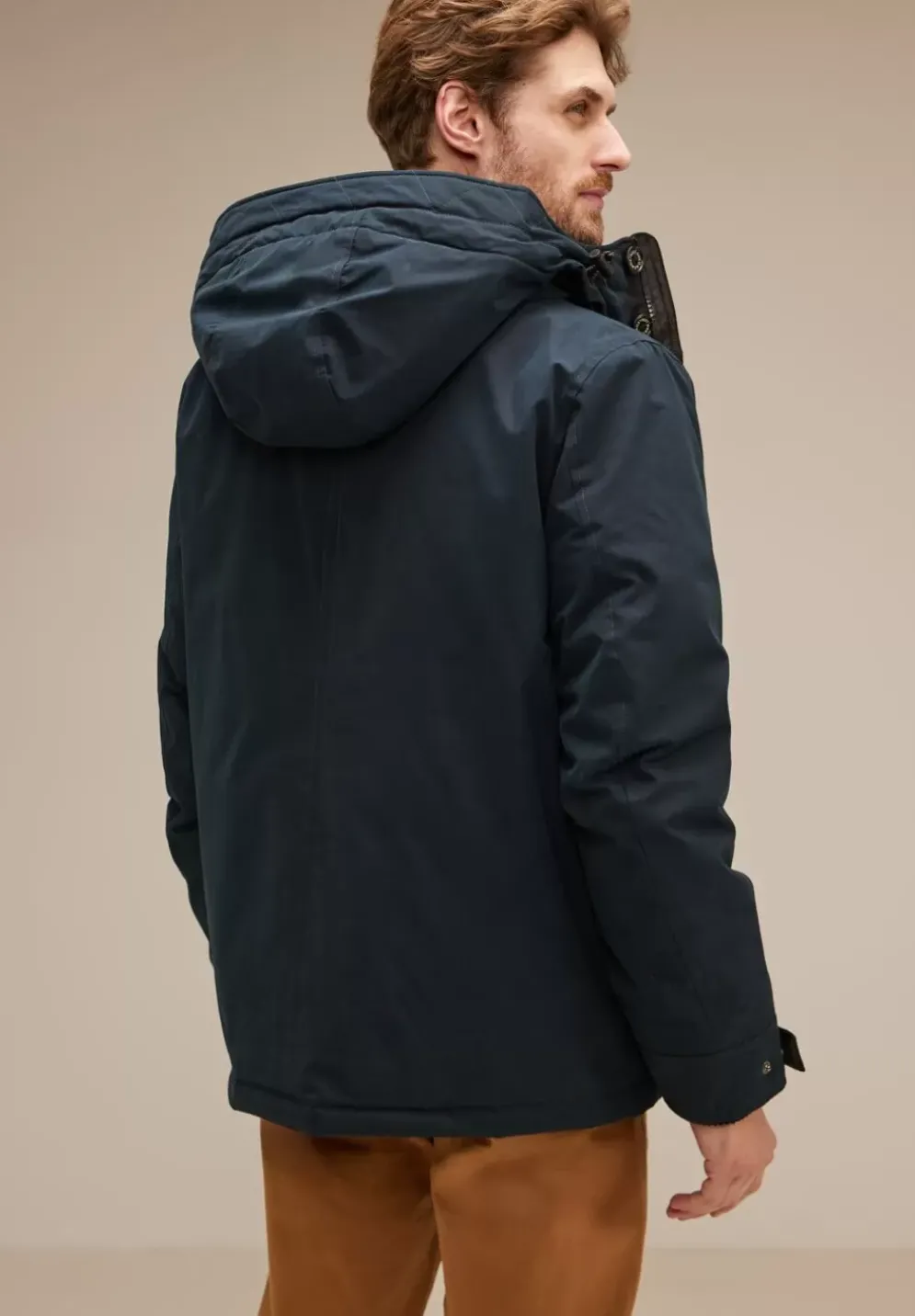 Winterjacke Mit Kapuze
